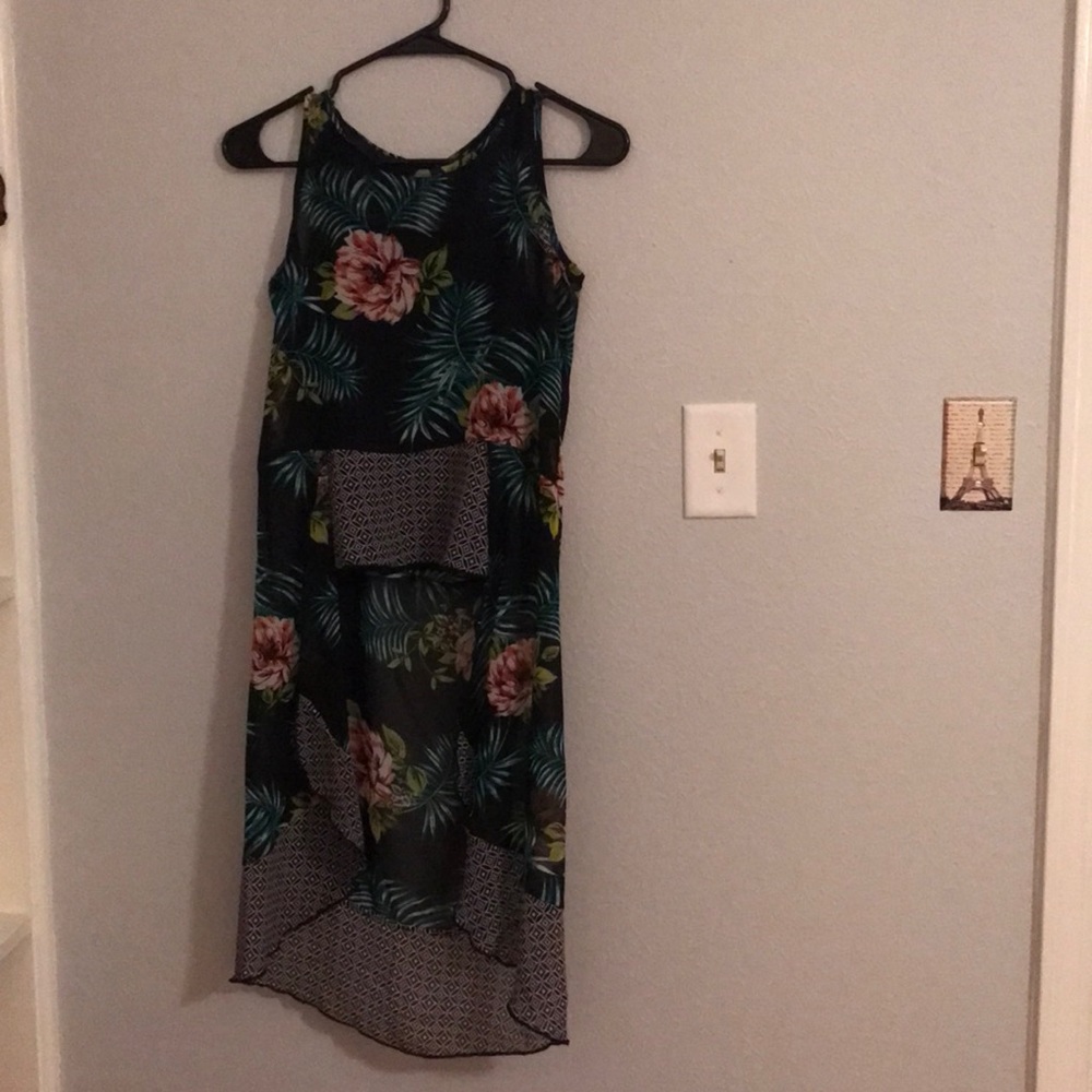Tank top.